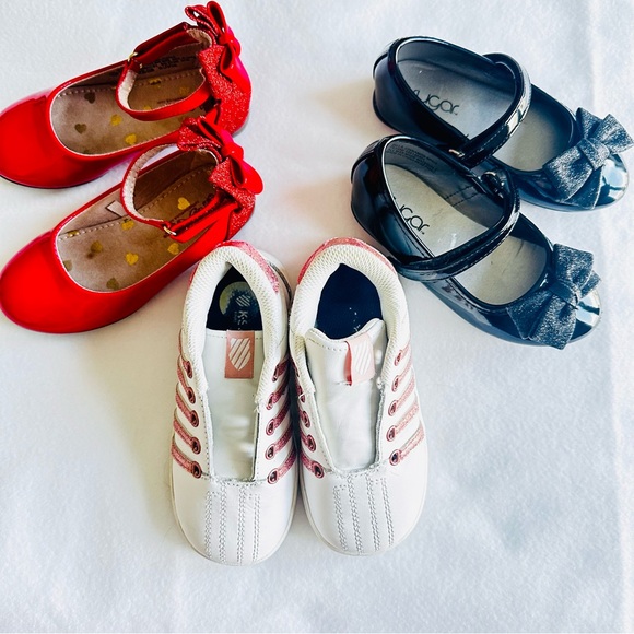 Pack of three pairs of shoes for girls size 8, in perfect condition - Picture 3 of 15